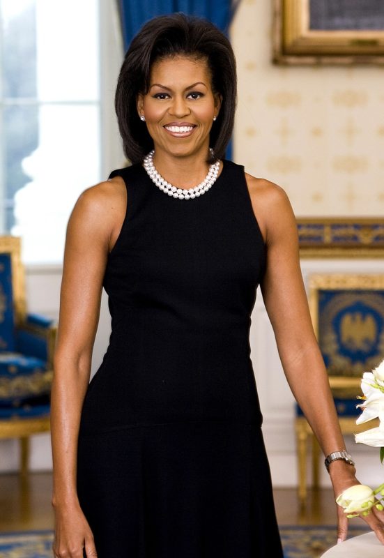 Te gjithe pelqejne krahet e Michelle Obames