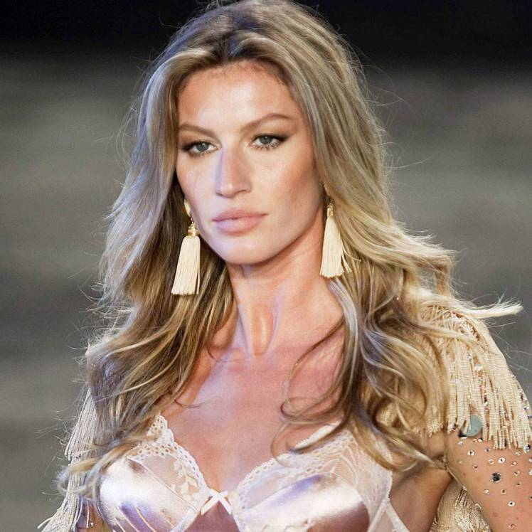 Gisele Bundchen Dermolife